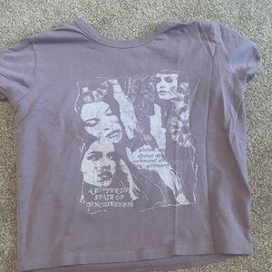Hollister Women's Graphic Tee in Lavender